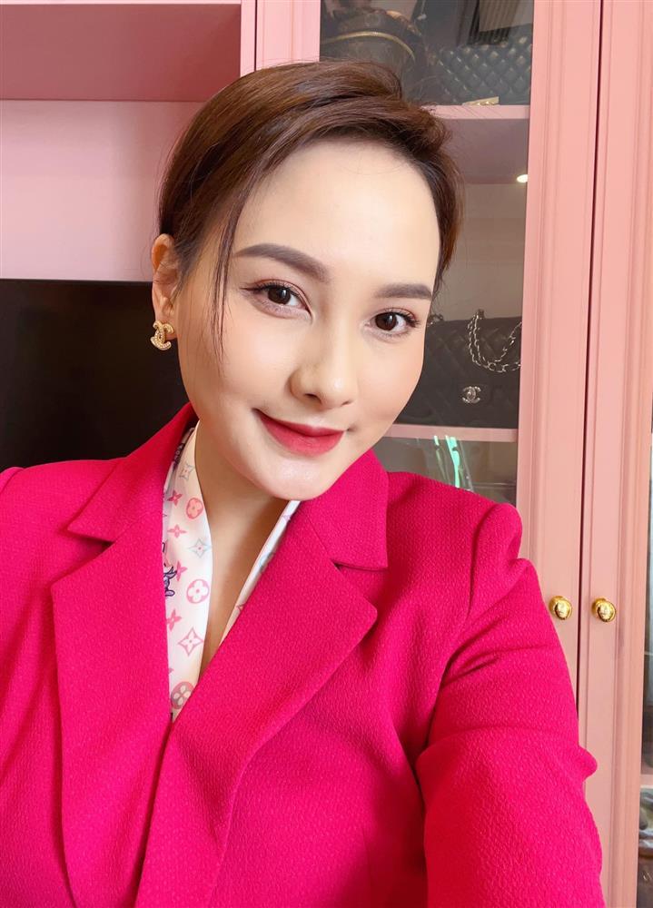 Ngô Thanh Vân được cầu hôn, Lý Nhã Kỳ mừng mừng tủi tủi-9