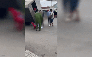 Clip: Xe chở tù nhân bị tai nạn, 3 người bị thương-5