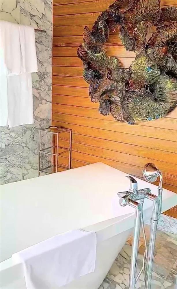 Đoàn Di Băng review nơi nghỉ dưỡng đắt đỏ, nhìn chóng cả mặt-4