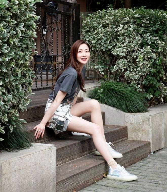 Bóng hồng duy nhất đánh Chân Tử Đan chảy máu đầu giờ ra sao?-5