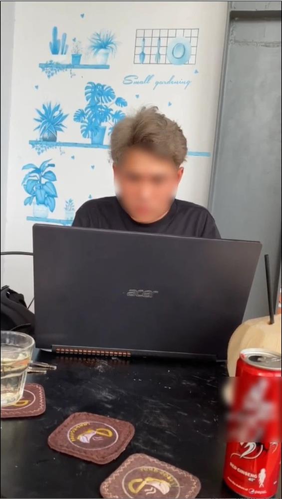 Phẫn nộ hot TikToker là F0 vẫn ra ngoài ăn uống-2