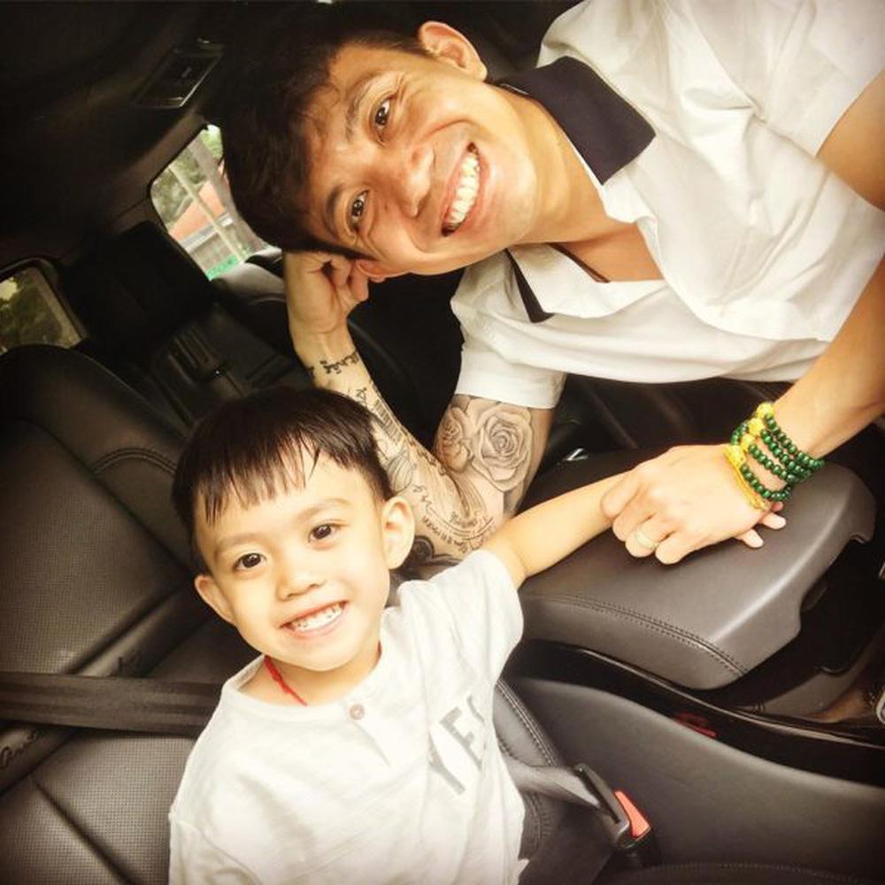 Minh Nhựa cho quý tử lên sóng, hé lộ chuyện nối nghiệp đặc biệt-2