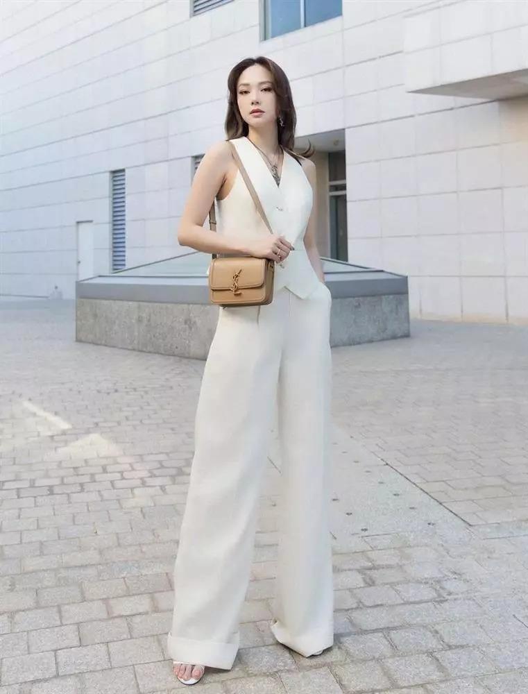 Đu style trẻ trung của Minh Hằng để xin vía lấy chồng đại gia-12