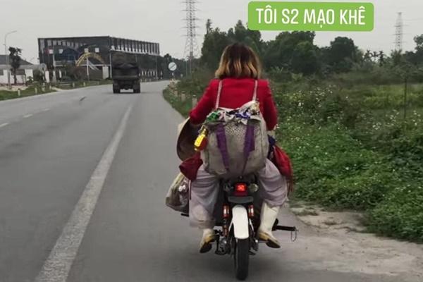 Hot girl stealing money Bella rides an electric bike from Hanoi to Ha Long