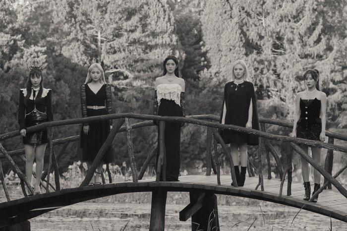Những concept ma mị khiến người xem nổi da gà của Red Velvet-12