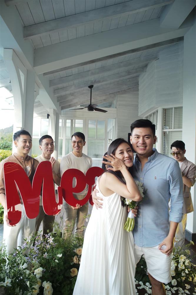 Vietnamese stars are confused when they are proposed, especially Ha Ho is the most messy-6