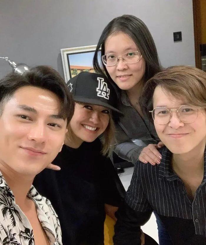 Isaac làm 1 việc xúc động sau khi đạo diễn Vũ Ngọc Phượng qua đời-4