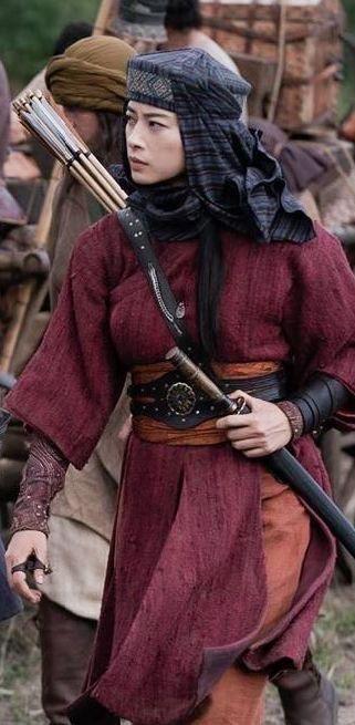 Minh tinh Charlize Theron chúc mừng Ngô Thanh Vân đính hôn-9