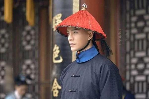 Cùng hầu hạ hoàng đế, tại sao thị vệ không bị tịnh thân như thái giám?-3