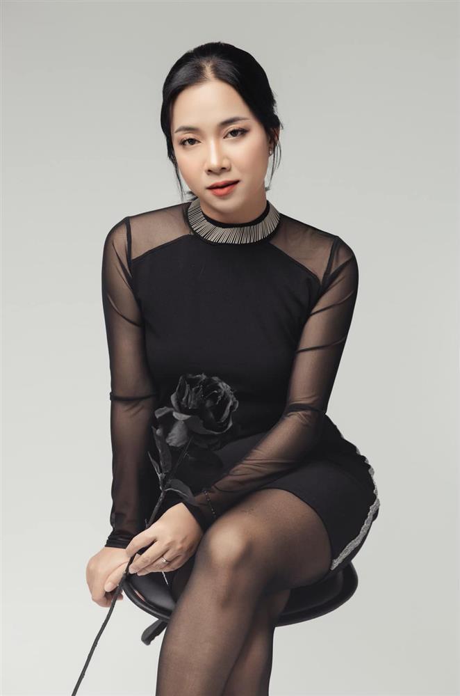 Sinh con mới biết thích phụ nữ, cô gái ly dị, yêu chàng chuyển giới-1