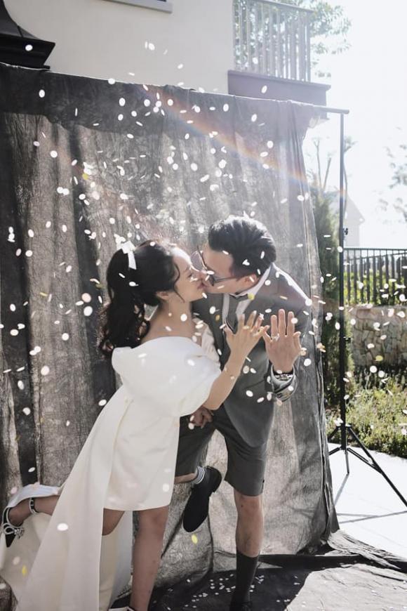 Thiếu gia từng nghi hẹn hò Tiểu Vy lấy vợ, tổ chức chuỗi đám cưới khủng-17