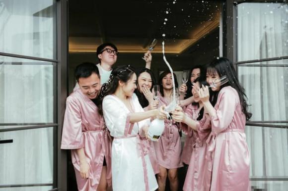 Thiếu gia từng nghi hẹn hò Tiểu Vy lấy vợ, tổ chức chuỗi đám cưới khủng-4