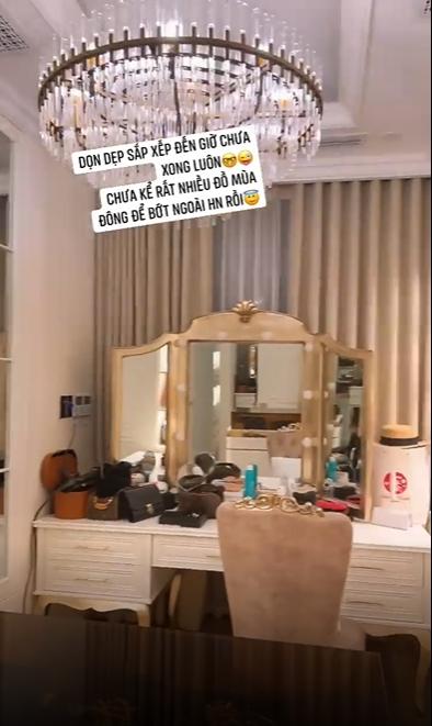 Lệ Quyên khoe tủ đồ hiệu siêu khủng trong biệt thự triệu đô-5
