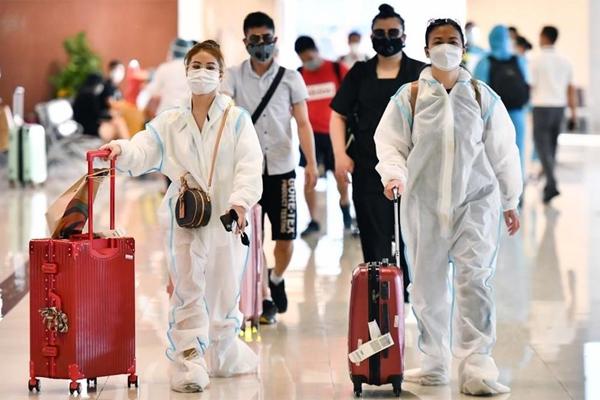 Người nhập cảnh xét nghiệm âm tính không cần cách ly khi đến Việt Nam-1