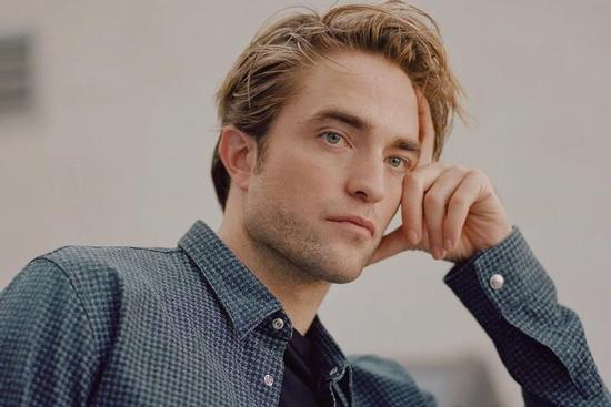Robert Pattinson: Từ ma ca rồng điển trai đến Người Dơi gai góc