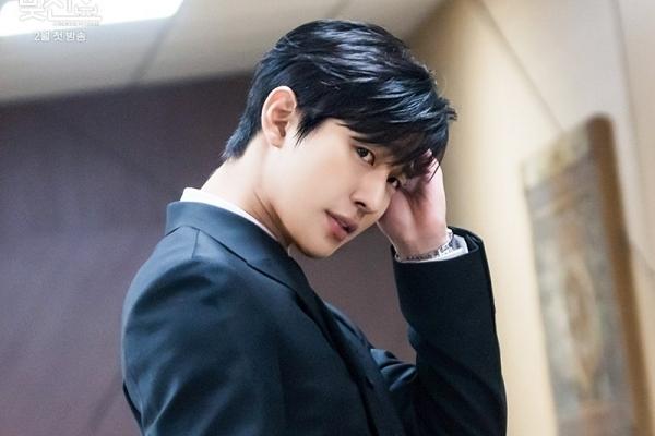The reason why the CEO Kang Tae Moo of Office Dating makes the audience fall in love