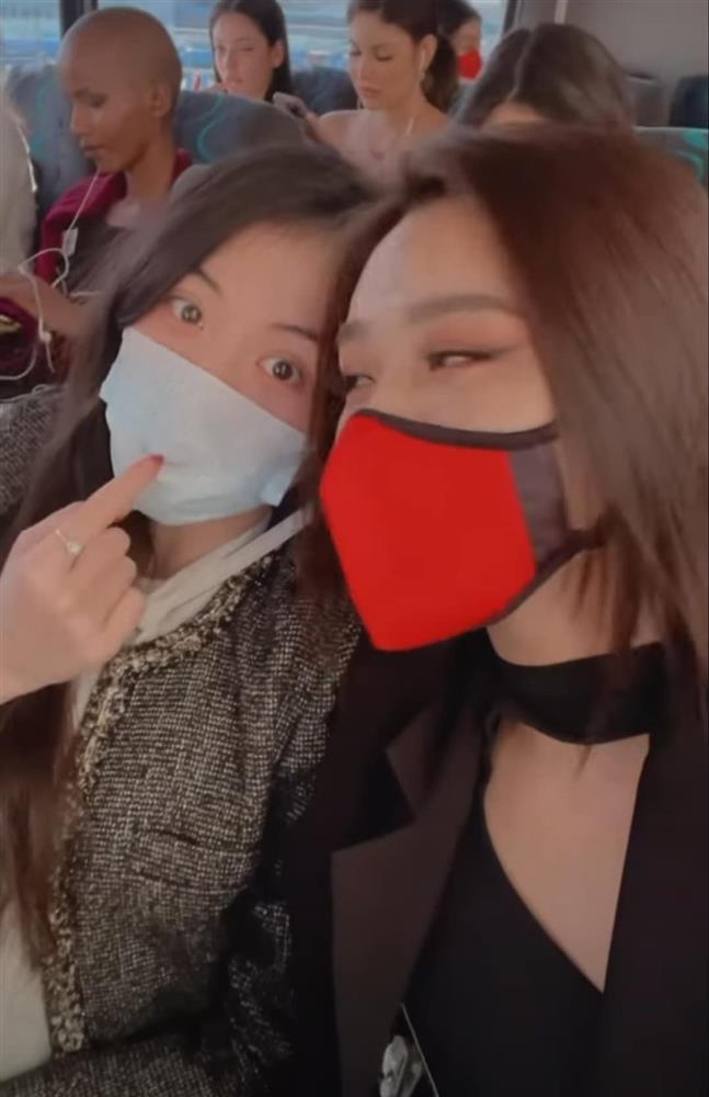 Đỗ Thị Hà lộ chiêu sống ảo, bạn thi Miss World phải chịu trận-4