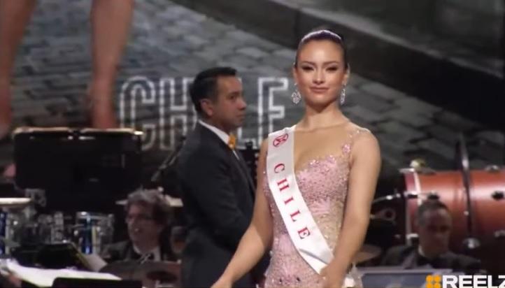 Đỗ Thị Hà và top 40 trình diễn dạ hội-11