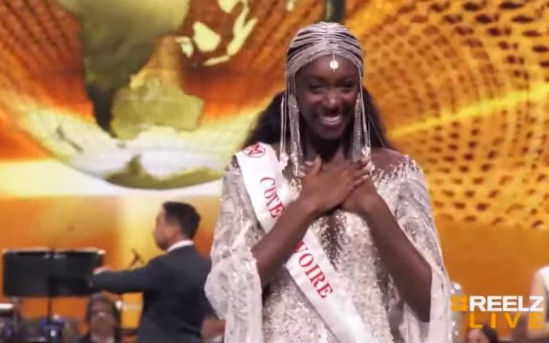 Công bố top 6 ứng xử-3