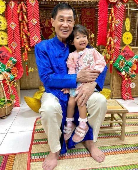 Chị chồng hoàng tộc của Hà Tăng lần đầu khoe ảnh vượt cạn-4