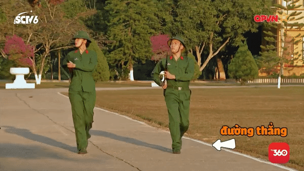 Minh Tú dạy cả catwalk cho hoa hậu mà đi đứng thế này ở Sao Nhập Ngũ?-2