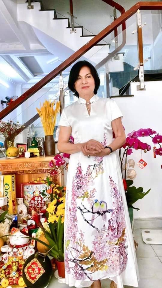 Mẹ đẻ U80 chiếm spotlight trong khung hình Cát Phượng-1