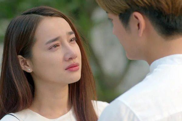 Is Nha Phuong as ragged as the male lead who likes to roll her eyes?-6