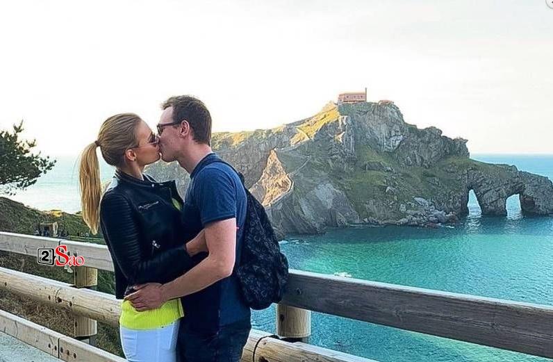 Miss World 2021 bị bạn trai đá trước khi đăng quang-1