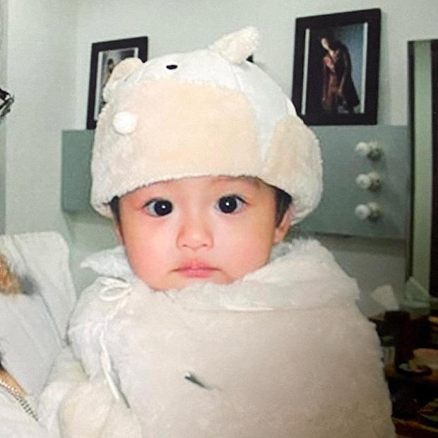 Nữ idol visual gây bão: Bé xíu đã xinh xỉu, đẹp từ trong trứng nước-3