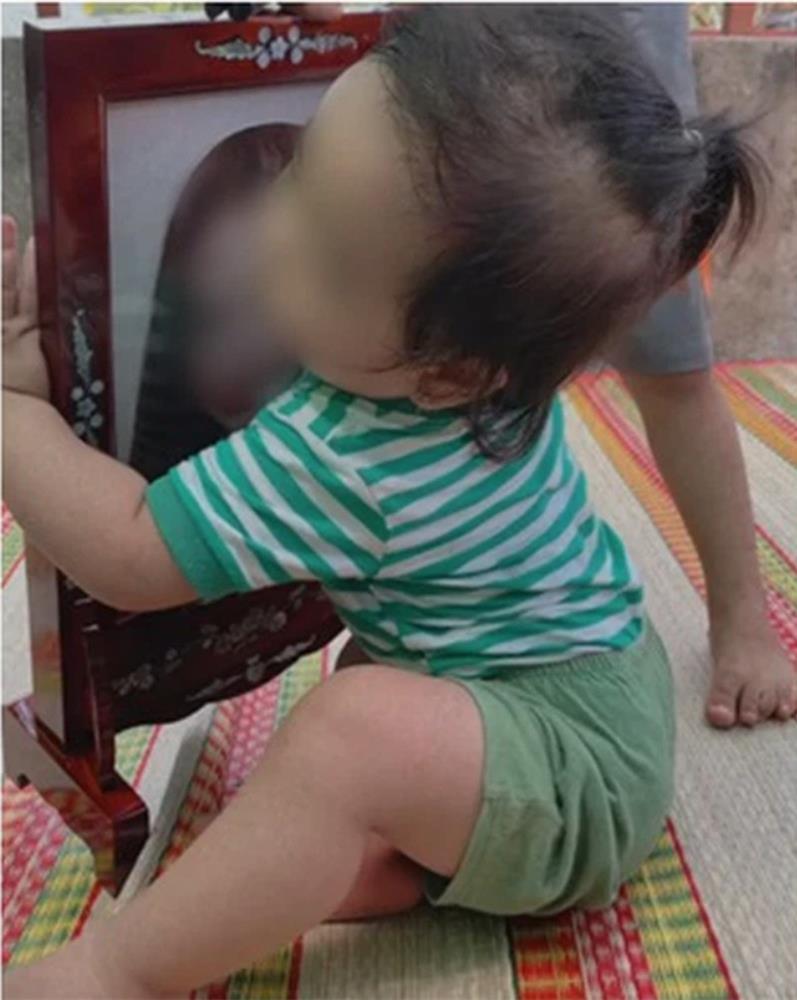 Cô gái tử vong sau nâng mũi: Con ôm di ảnh, bi bô gọi mẹ-3