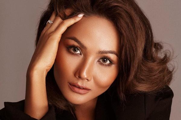 HHen Niê ăn mặc hết hồn, chạy như bay ở sơ tuyển hoa hậu-14