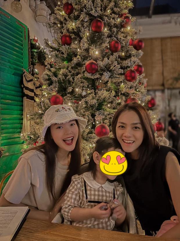 Minh Hằng được cầu hôn: Hộp đựng nhẫn kim cương trống không-1