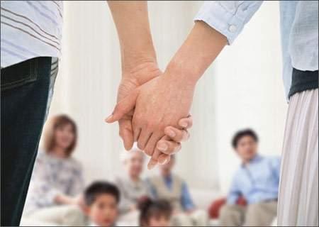 Về ra mắt nhà bạn trai, nhìn thấy mẹ chồng tương lai tôi ngã quỵ-1