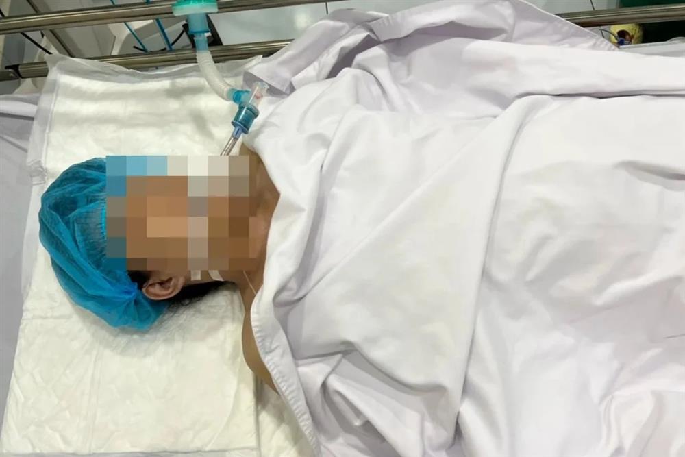 The girl died from breast augmentation surgery at 1A Hospital in Ho Chi Minh City-2