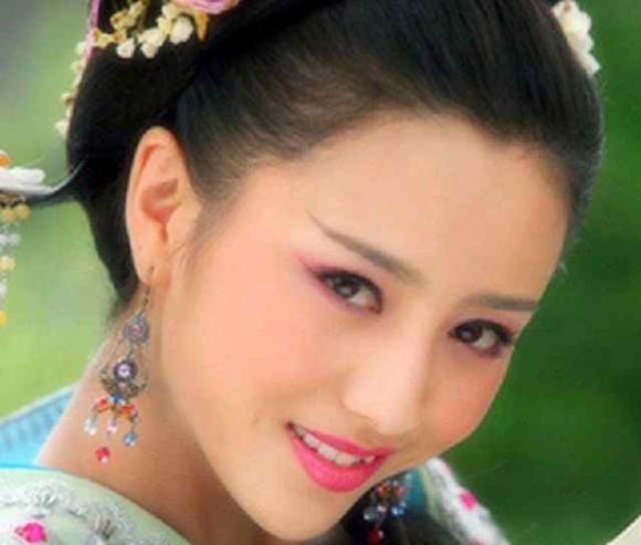 Classic looks: Trieu Man was deified, Liu Yifei portrays a vivid character-6