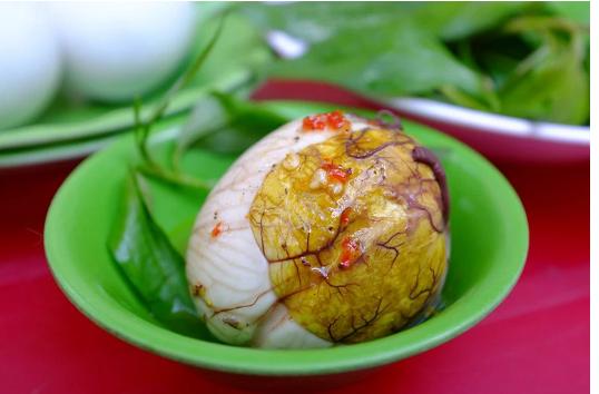 F0 ở nhà ăn 1 quả trứng vịt lộn vào thời điểm bổ tựa nhân sâm-3