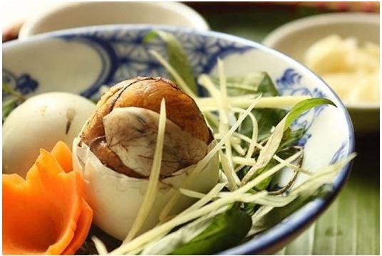 F0 ở nhà ăn 1 quả trứng vịt lộn vào thời điểm bổ tựa nhân sâm-5