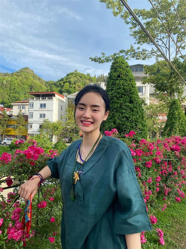 Nhan sắc em gái bị gắn mác hư hỏng của Angela Phương Trinh-4