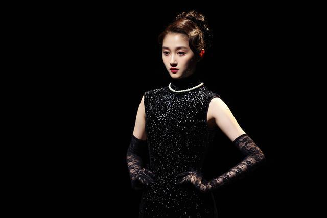 Quan Hiểu Đồng cosplay Chương Tử Di đẹp đến nao lòng-9