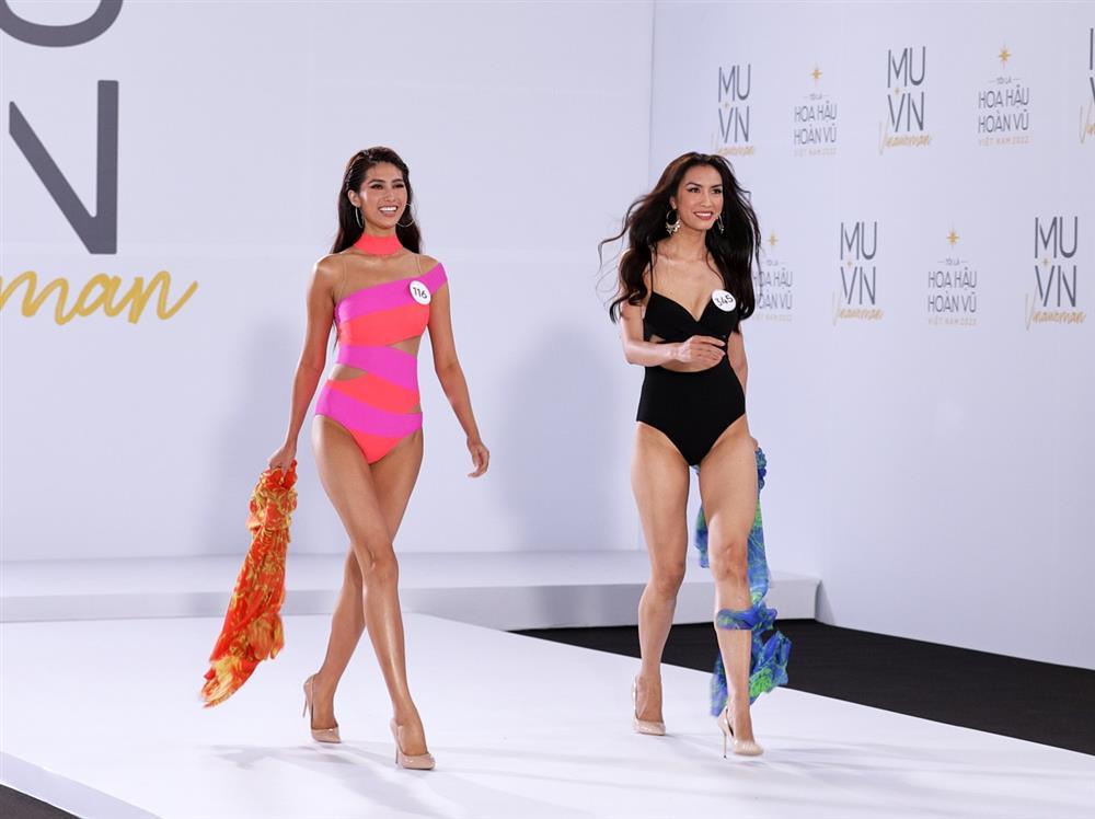 Thí sinh Miss Universe Vietnam thi bikini: Lính mới có lép vế celeb?-18