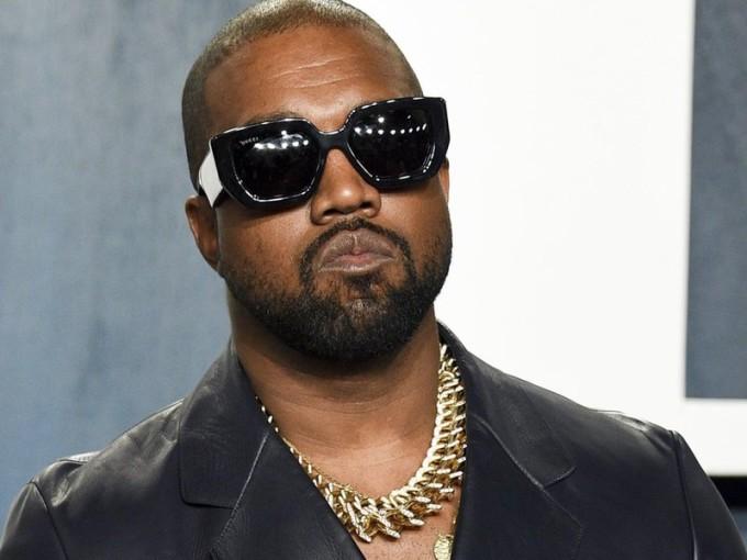 Kanye West bị cấm biểu diễn tại Grammy 2022-1