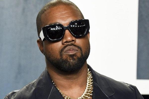 Kanye West banned from performing at the 2022 Grammys