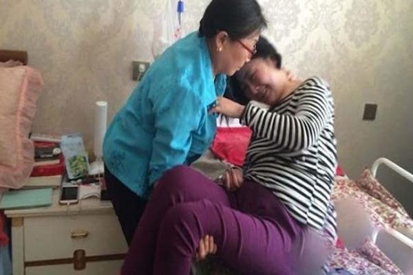 Đi hỏi cưới cho con, 2 người bố vỡ òa khi nhận ra danh tính sui gia-5