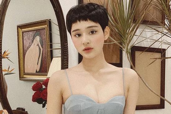 Hiền Hồ sở hữu 'bờ vai mắc áo', mặc đồ hở đẹp không thua Lan Ngọc