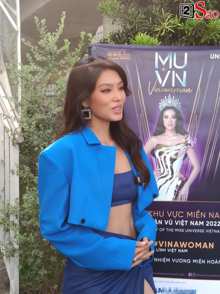 At Miss Universe Vietnam contest, what does former lover Huy Tran say about 100% nude photos?-2