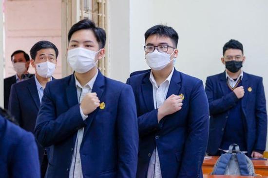 Ngày mai, nhiều địa phương cho học sinh trở lại trường