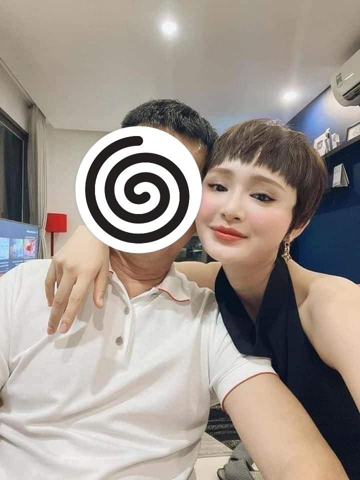 Hiền Hồ ẩn mình gọn lẹ sau khi lộ ảnh ôm ấp đại gia U60-4