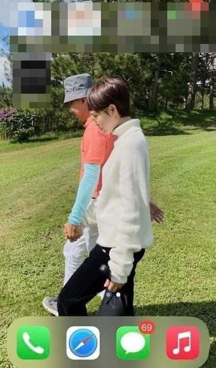 Profile cực khủng của đại gia Hồ Nhân lộ ảnh ôm ấp Hiền Hồ-2