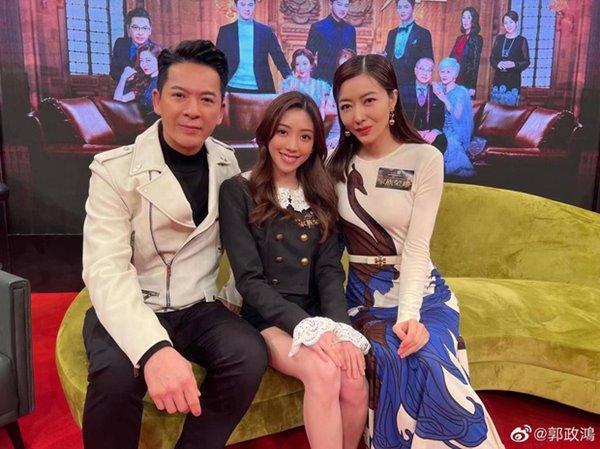 Nhan sắc 57 tuổi mà ngỡ 27 của sao nam đình đám, nhìn như tổng tài ngôn tình-4