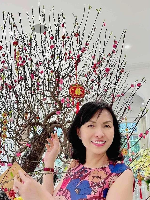 Vợ đại gia ôm ấp Hiền Hồ: Tài sắc vẹn toàn, gia thế choáng ngợp-6